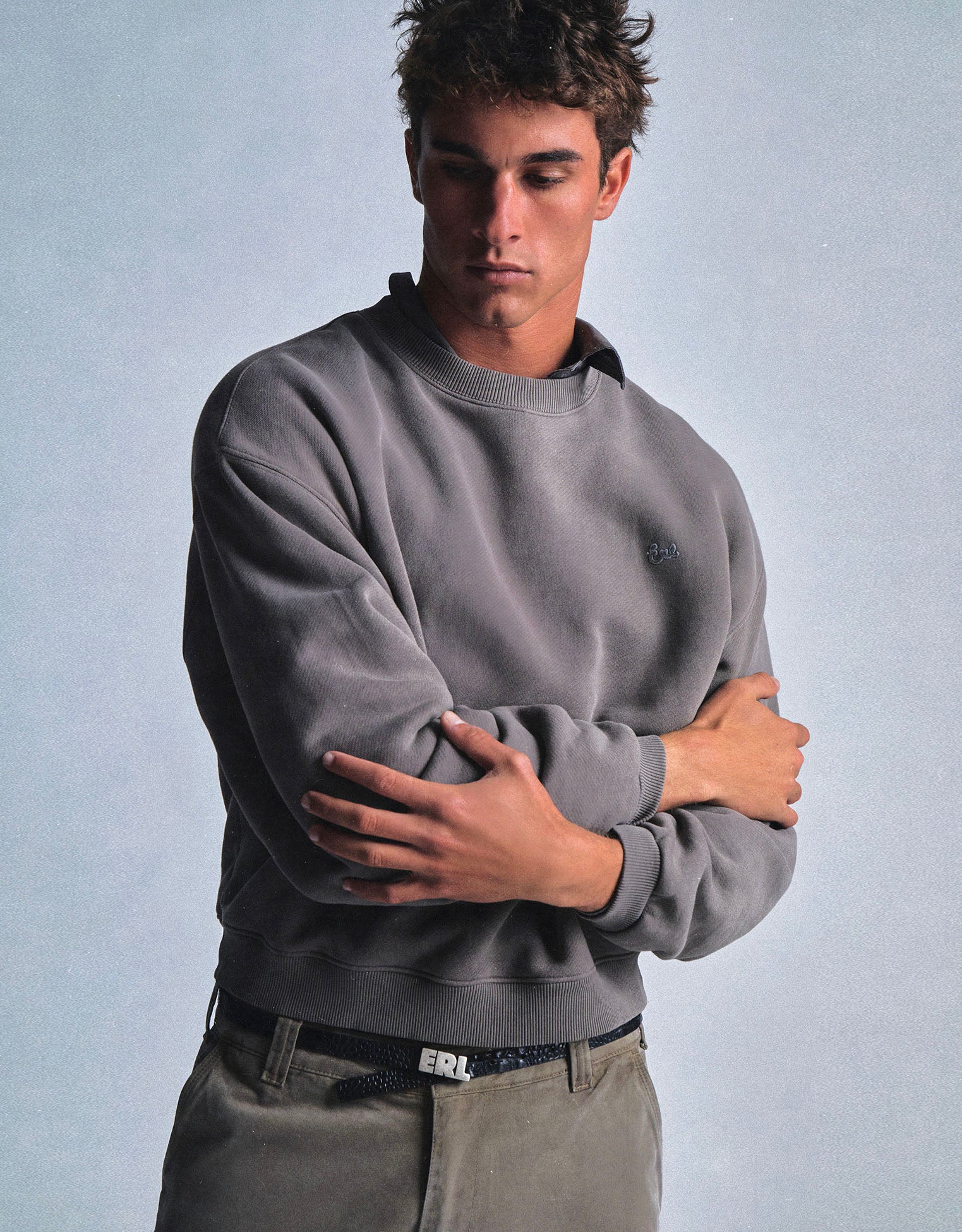 ERL Erl Script Crewneck Sweatshirt – JANASTRA
