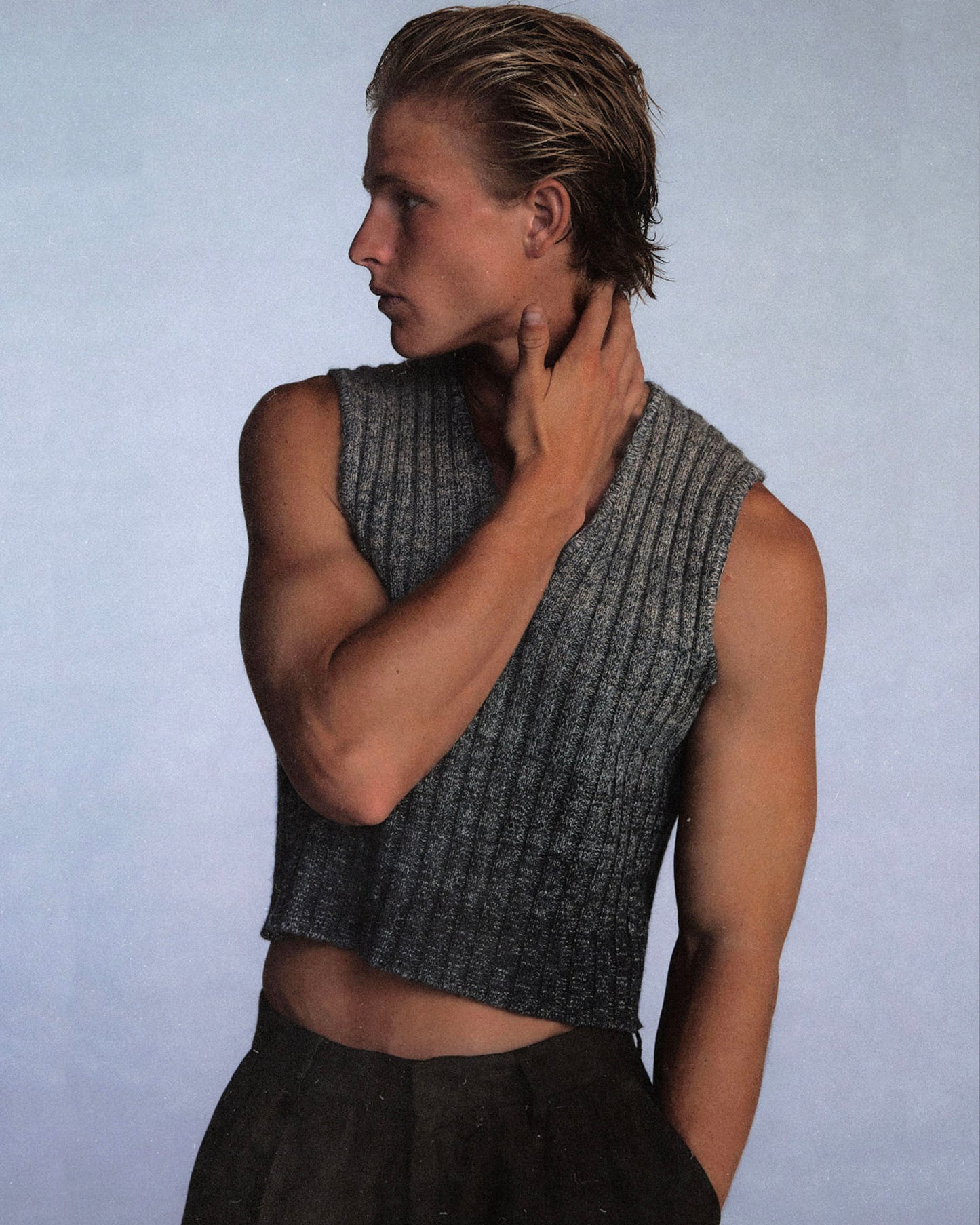 Unisex Gradient Vest Knit