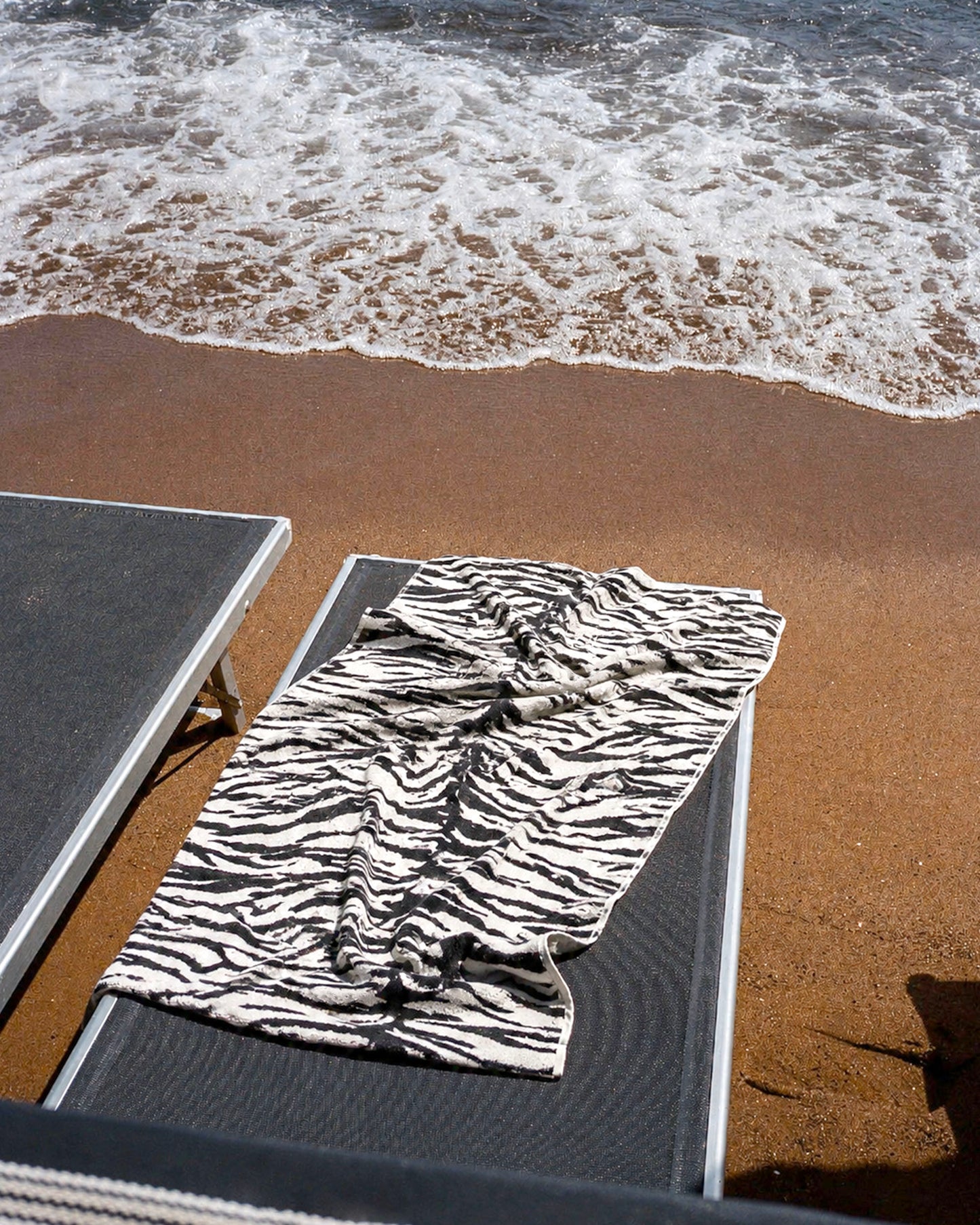 WILD BATH SHEET