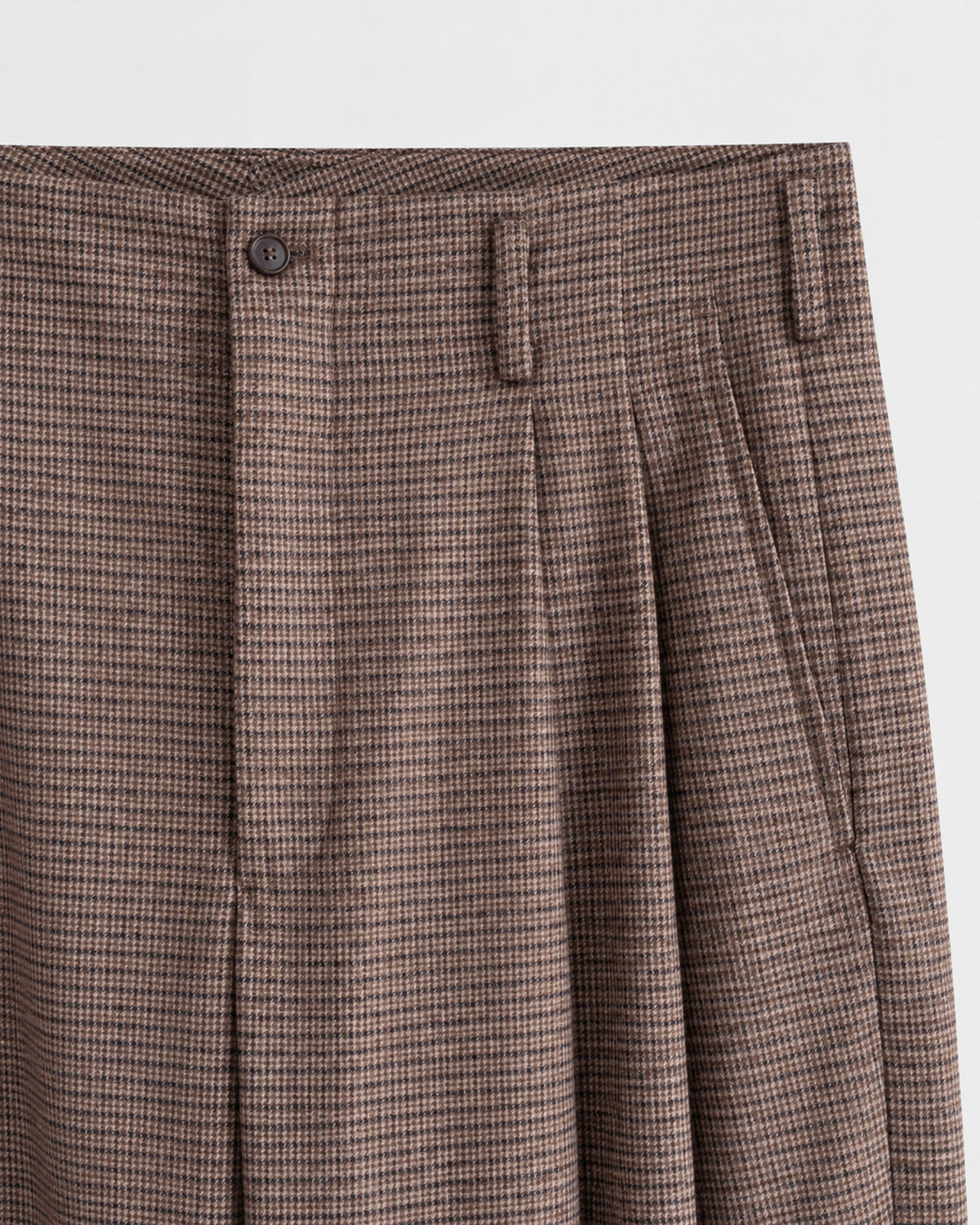 BROWN CHECK PLEATED PANTS