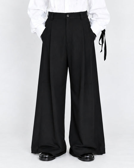 JULIUS- Wide-legged trousers