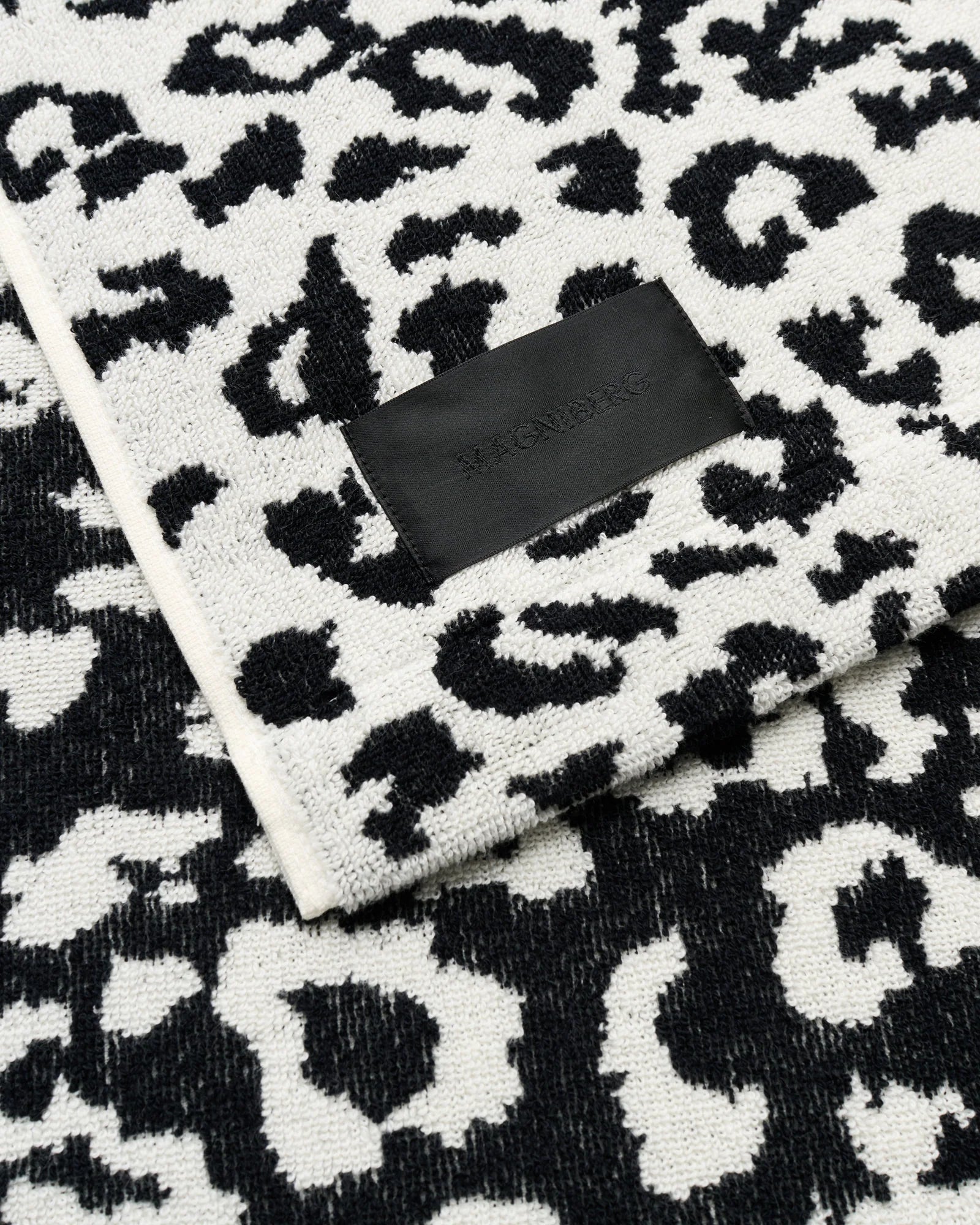 WILD HAND TOWEL