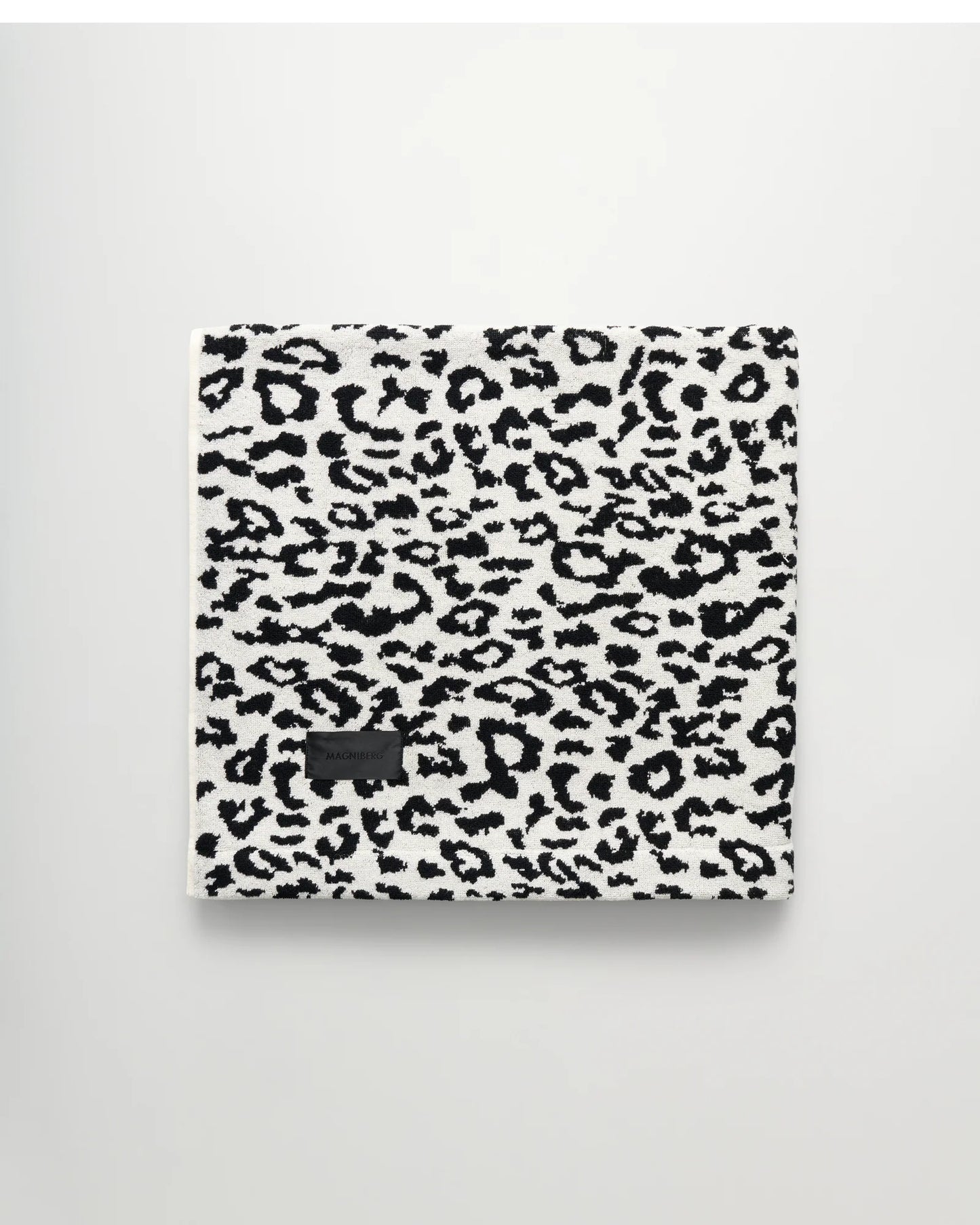 WILD BATH SHEET