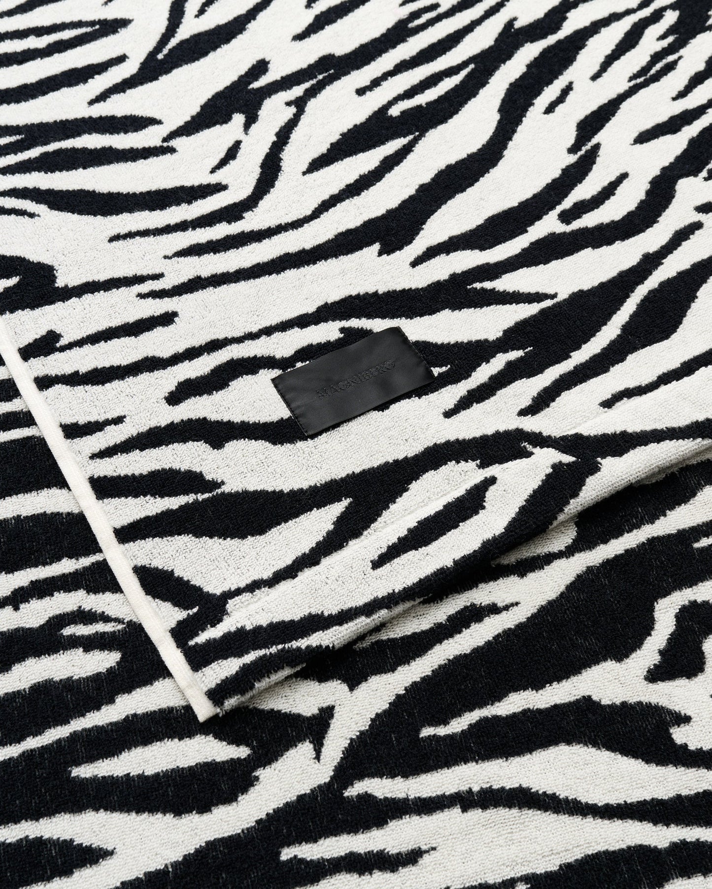 WILD BATH SHEET