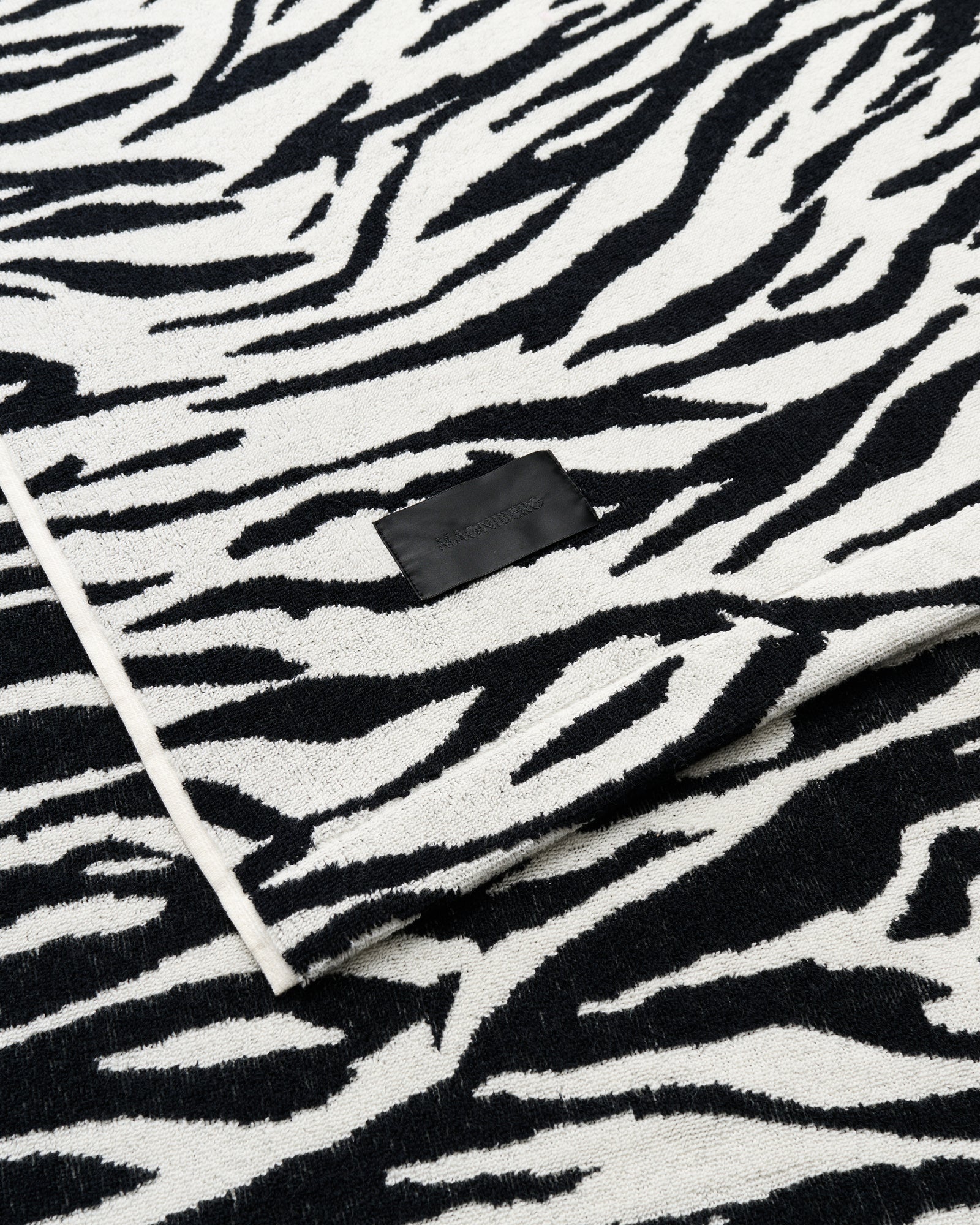 WILD BATH SHEET