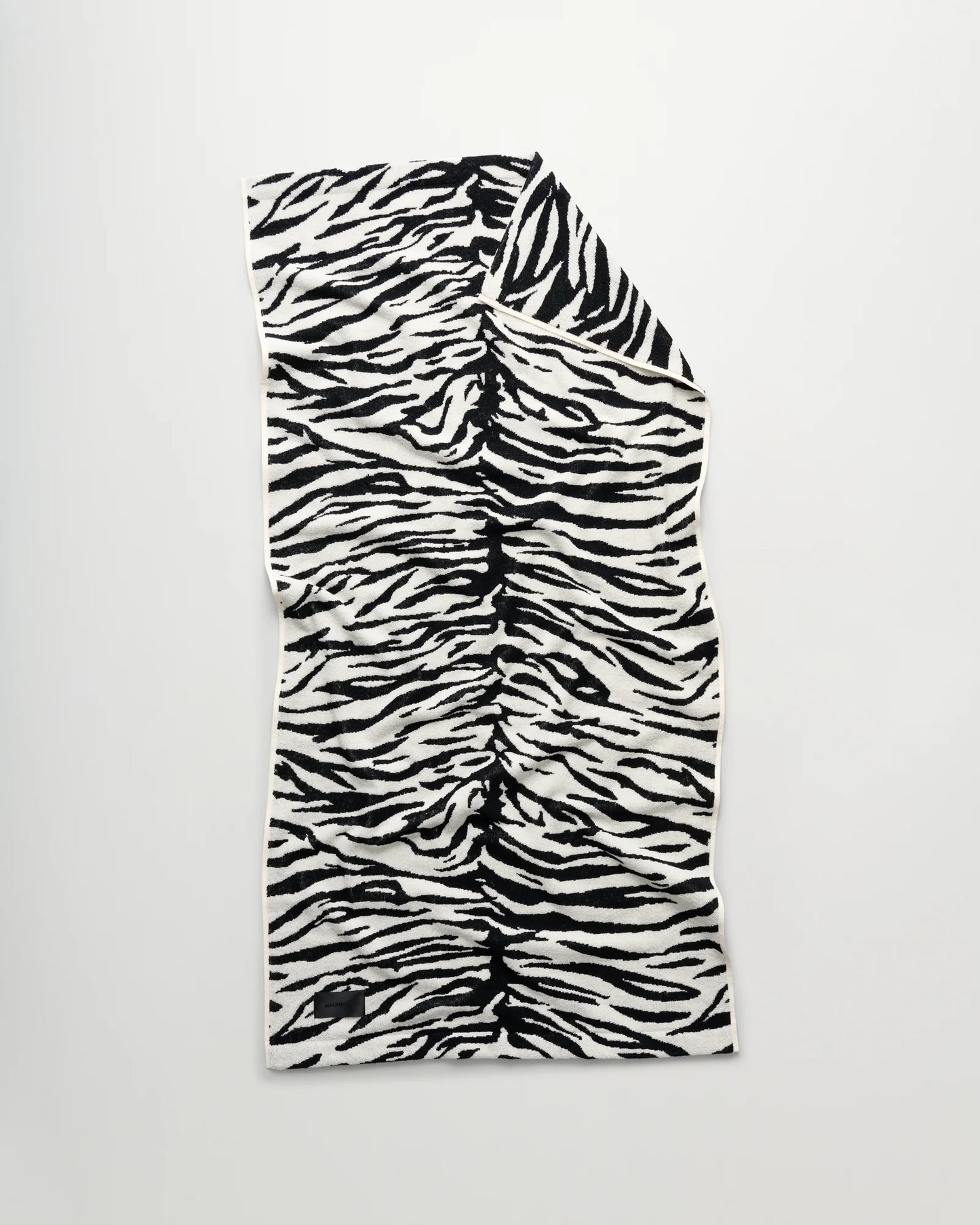 WILD BATH TOWEL