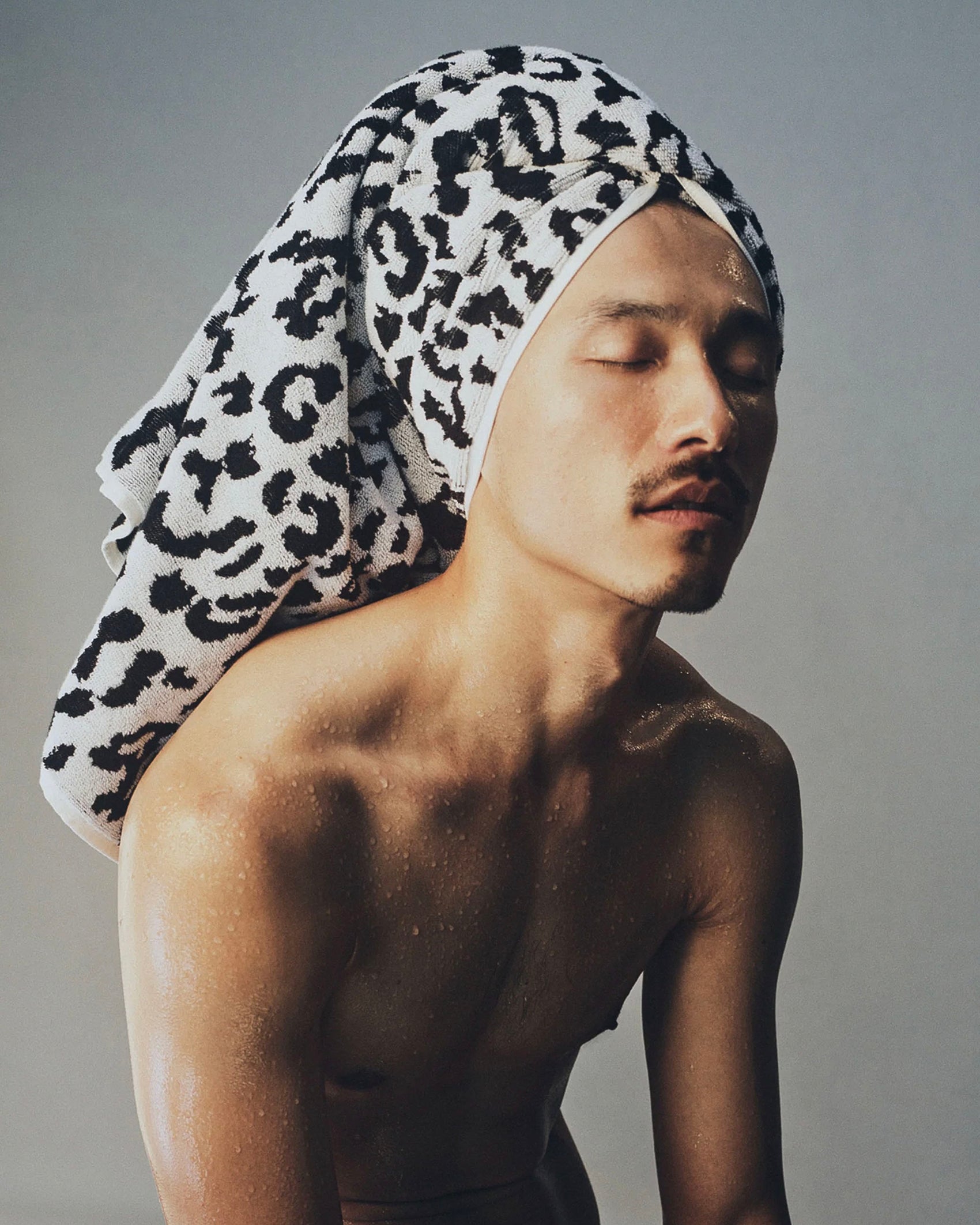 WILD BATH TOWEL