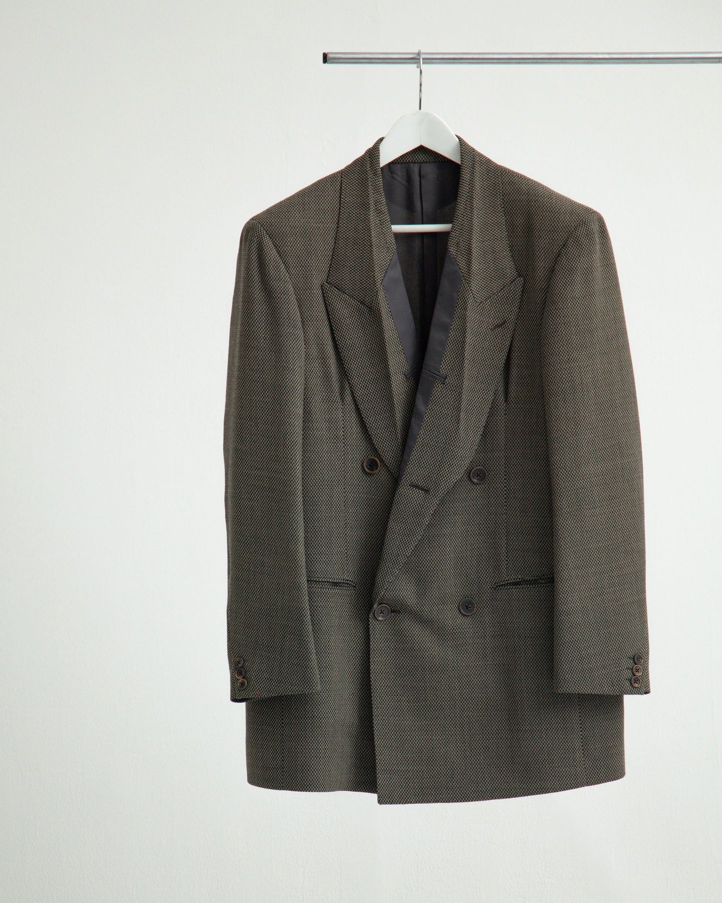 INSIDE LAPEL JACKET