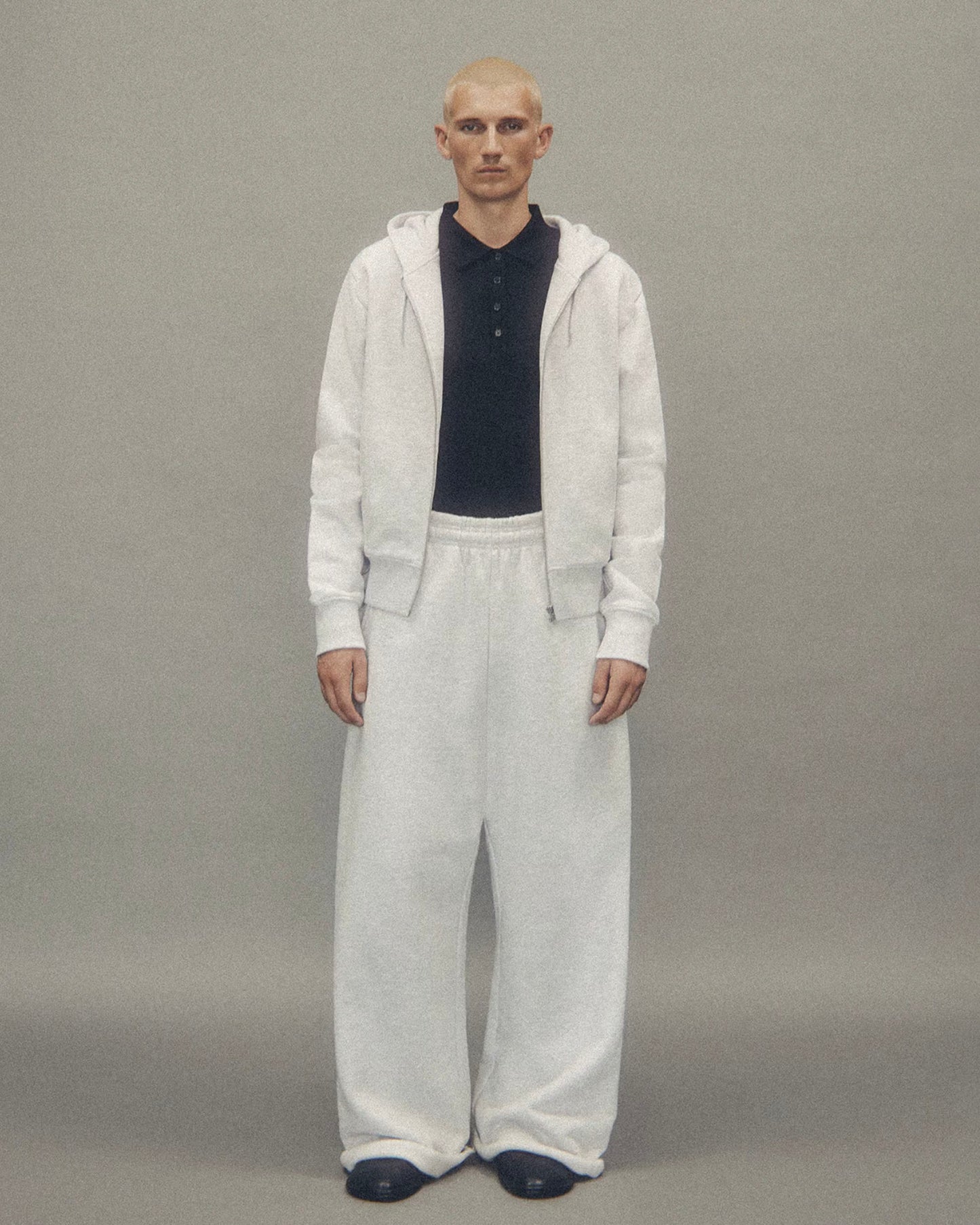 SLIM ZIP UP